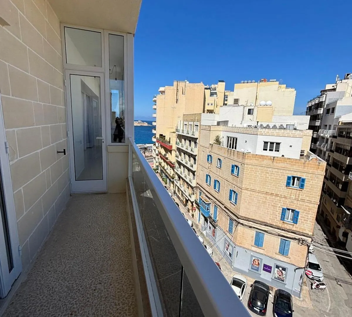 Zero55Rooms 3-Bed 3-Bath Apartment With Sea Views Sliema