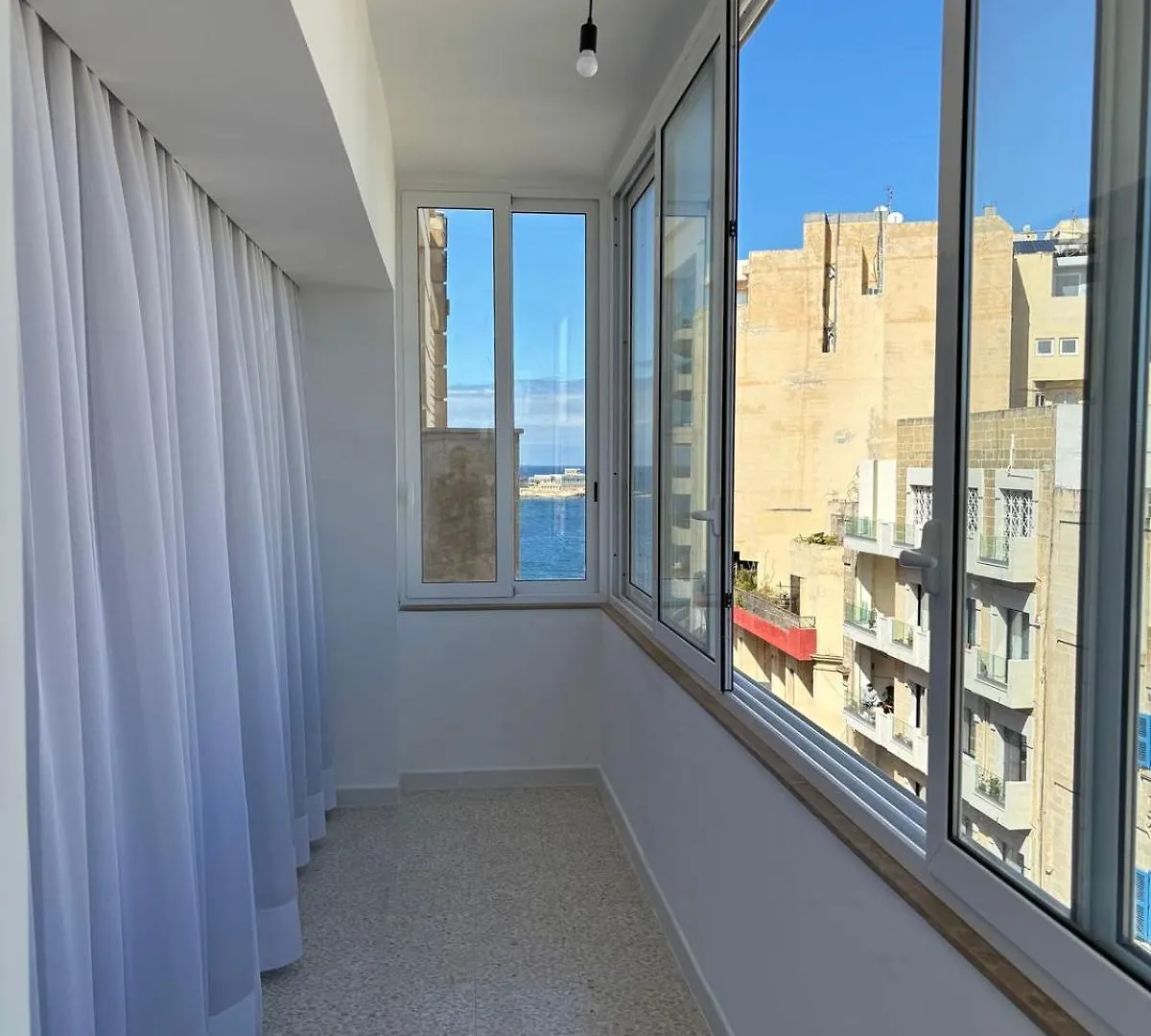 Zero55Rooms 3-Bed 3-Bath Apartment With Sea Views Sliema